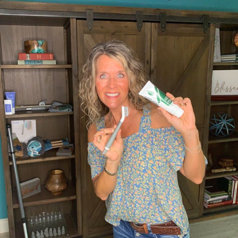 NEW Norwex PowerPacked Duo Cream Cleaner & Utility Brush!